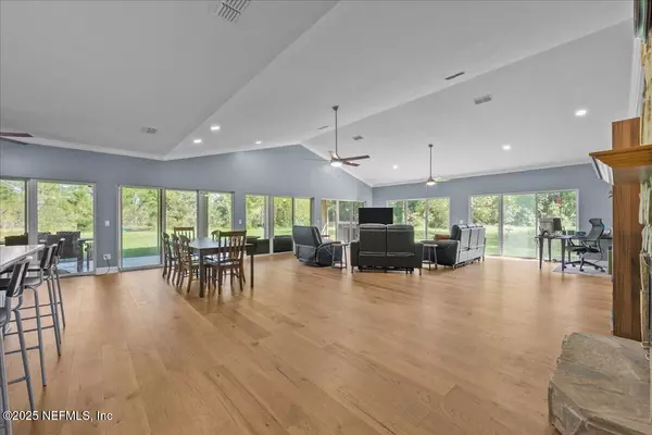 Callahan, FL 32011,36821 DYAL RD