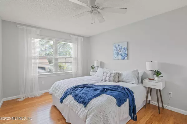 Atlantic Beach, FL 32233,2196 FAIRWAY VILLAS LN N