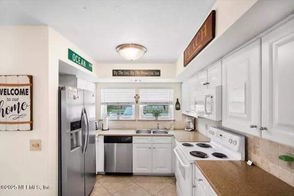 Jacksonville Beach, FL 32250,1717 2ND ST S