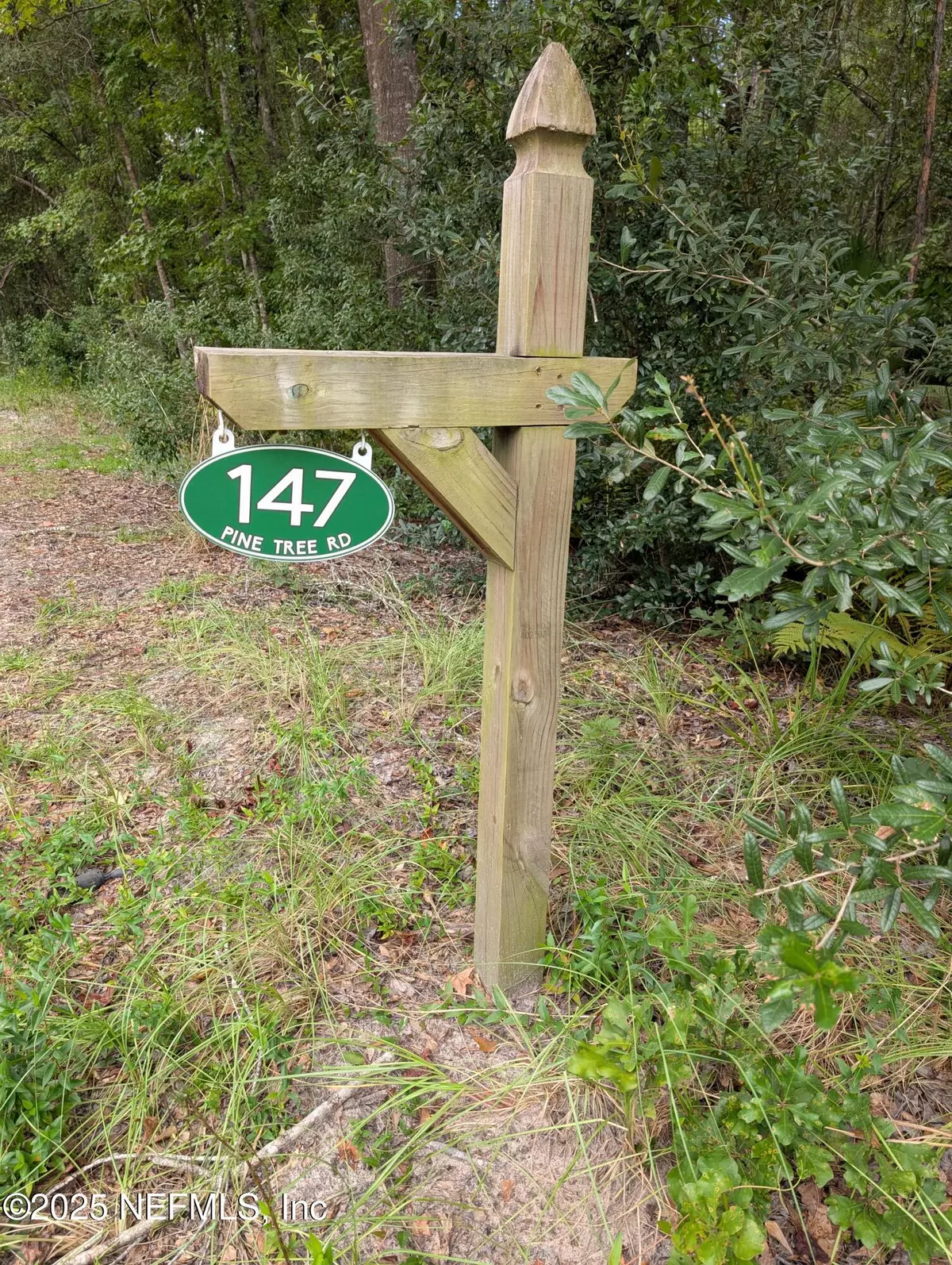 Palatka, FL 32177,147 PINE TREE RD