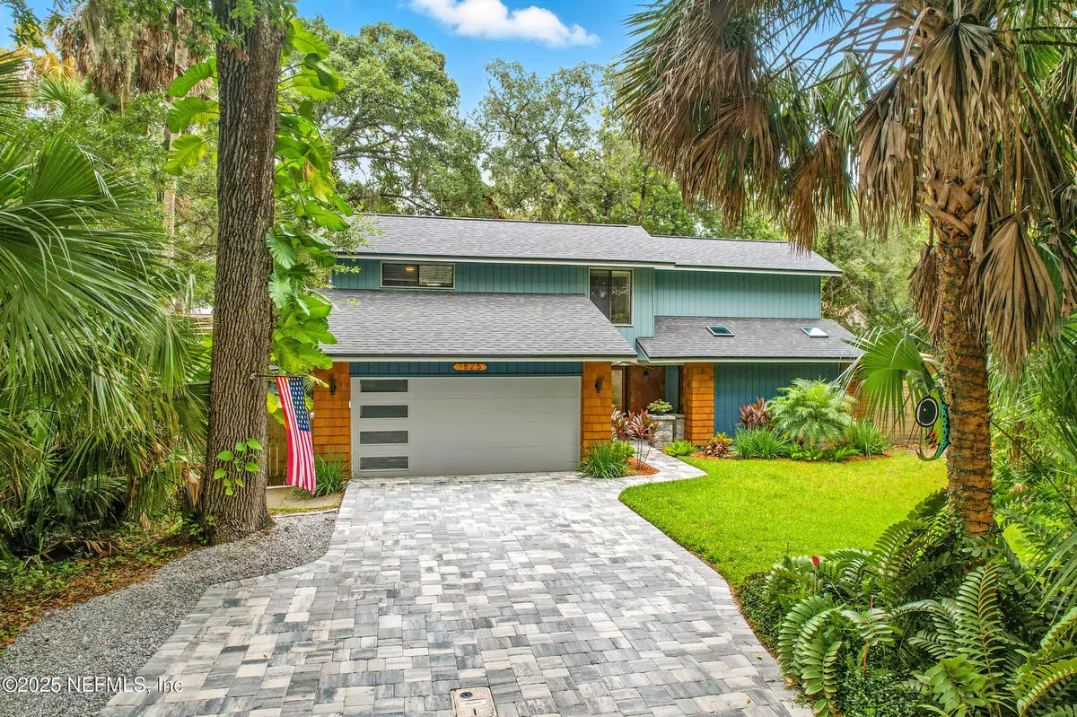 Atlantic Beach, FL 32233,1825 HICKORY LN