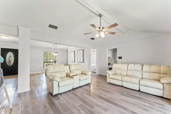 Jacksonville, FL 32257,9783 VICEROY DR E