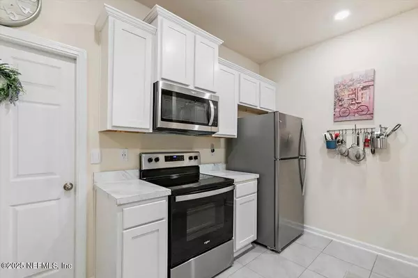 Yulee, FL 32097,86472 SHORTLINE CIR
