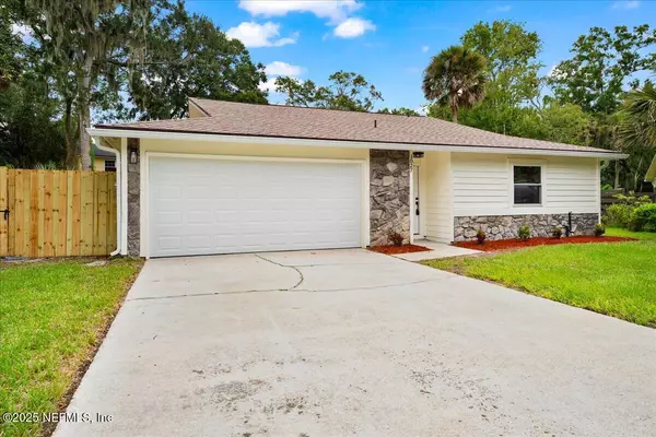 Jacksonville, FL 32233,1027 CYPRESS LANDING CT