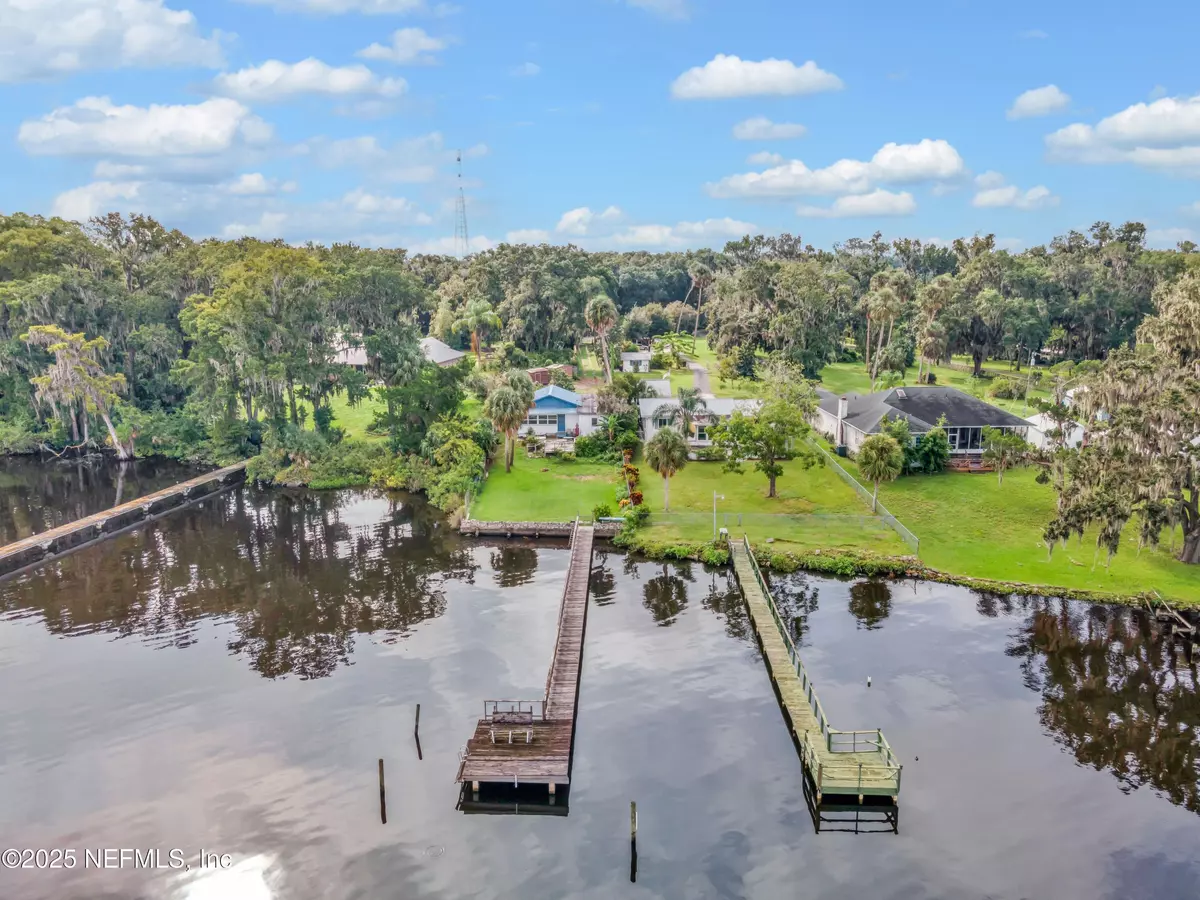 East Palatka, FL 32131,115 SUNSET POINT RD
