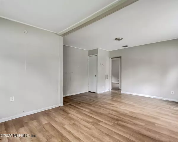 Jacksonville, FL 32206,1983 LAMBERT ST