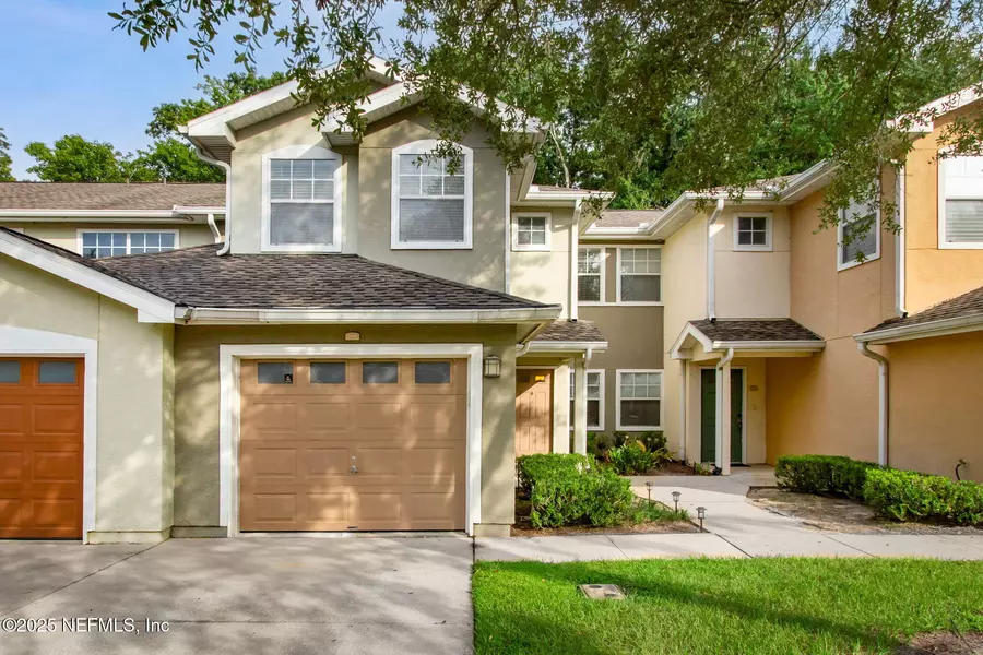 8550 ARGYLE BUSINESS LOOP #906, Jacksonville, FL 32244