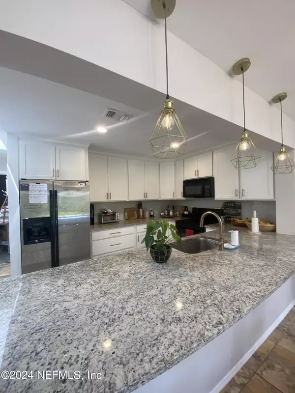 Ponte Vedra Beach, FL 32082,141 ABACO WAY