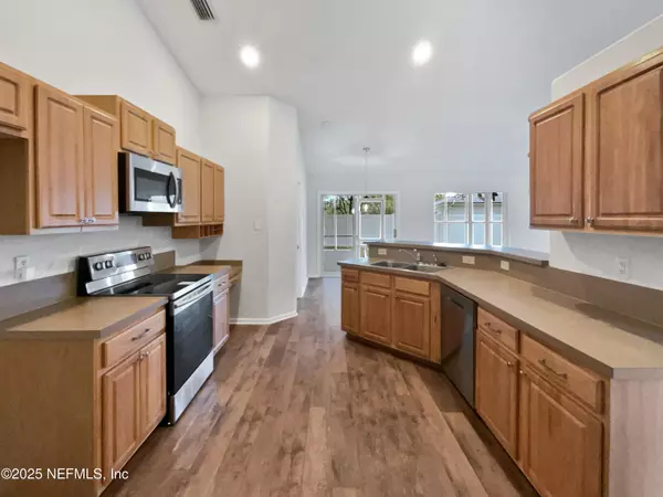 Jacksonville, FL 32222,6899 CLINTON CORNERS DR W