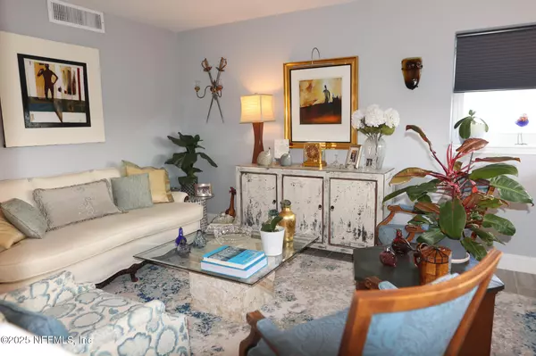 Jacksonville, FL 32207,1550 LE BARON AVE #1550
