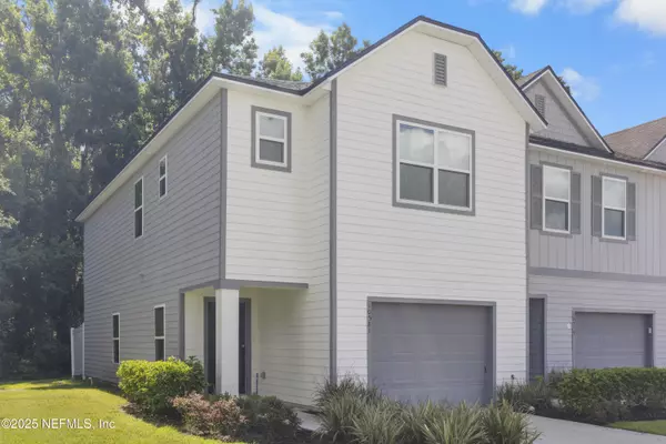 10581 MAIDSTONE COVE DR, Jacksonville, FL 32218