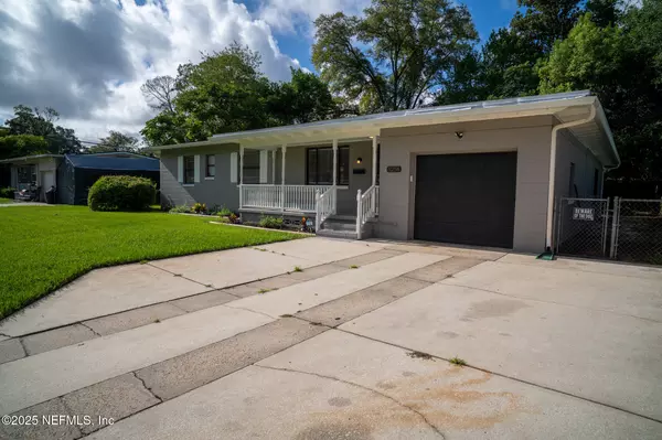 Jacksonville, FL 32210,6256 SAGE DR