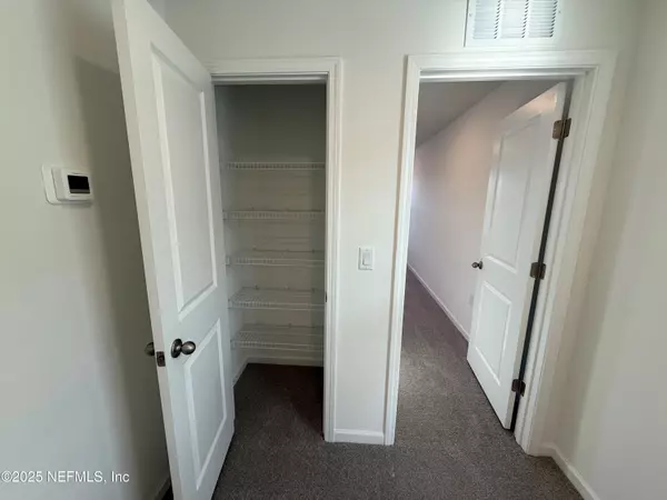 Jacksonville, FL 32218,1680 TRAINORS WAY