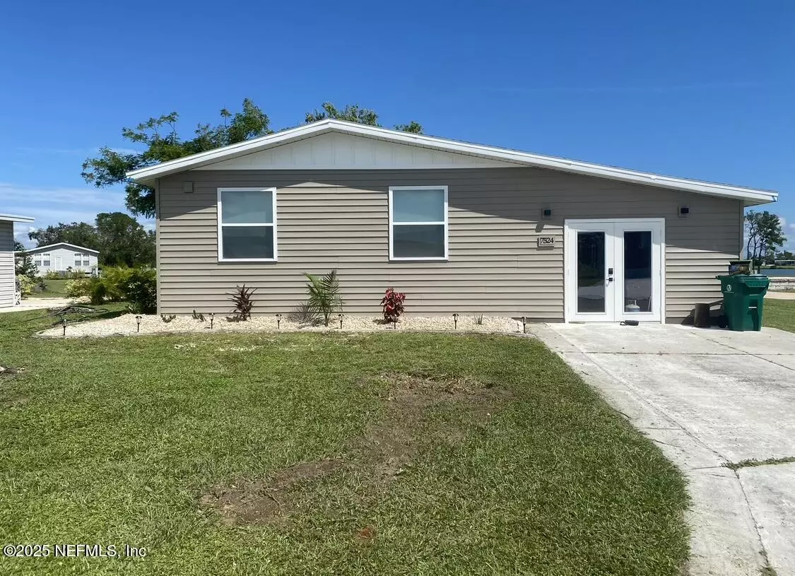 Port Charlotte, FL 33981,7524 RATAN CIR