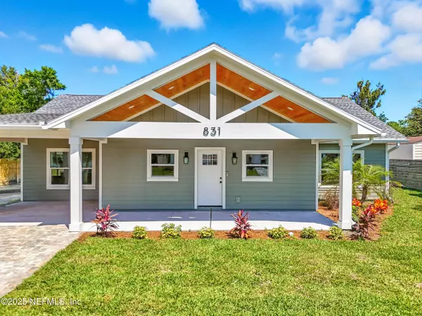 Atlantic Beach, FL 32233,831 BONITA RD