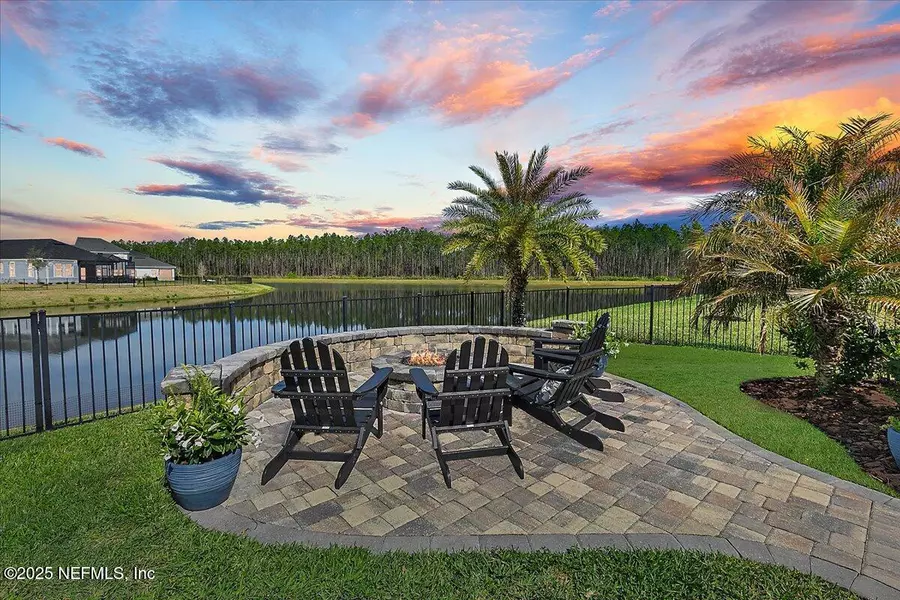 804 SILVER PINE DR, St. Johns, FL 32092