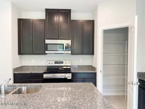 Jacksonville, FL 32222,6272 WESTON WOODS DR #0008