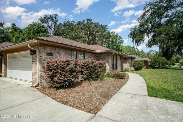 Jacksonville, FL 32223,12046 ACORNSHELL WAY