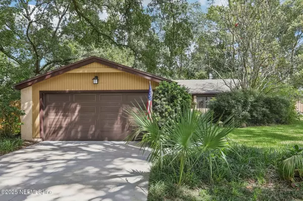 Jacksonville, FL 32244,6661 ALISMA LN