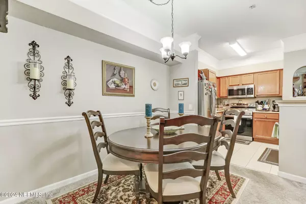 Jacksonville, FL 32216,8550 TOUCHTON RD #1423