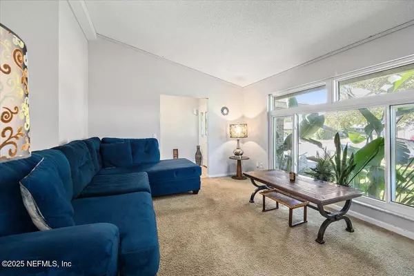 Jacksonville, FL 32244,6219 LINDENWOOD CT