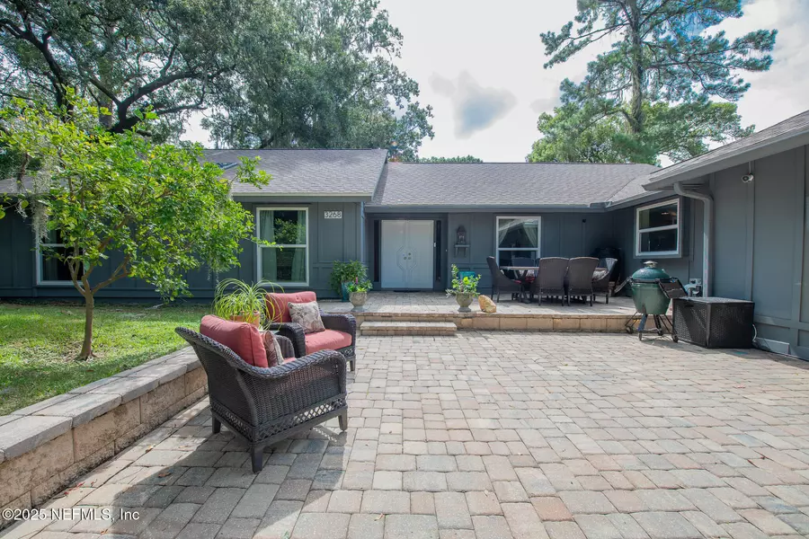 3268 BEAUCLERC RD, Jacksonville, FL 32257
