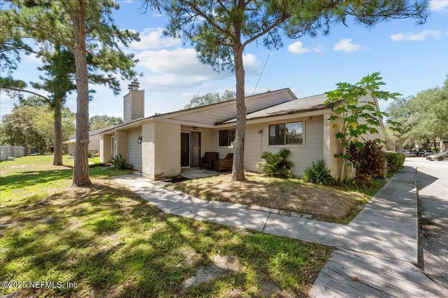 3801 CROWN POINT RD #2044, Jacksonville, FL 32257