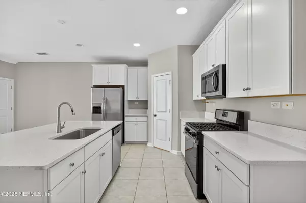 Jacksonville, FL 32256,11233 MINNETTA CT