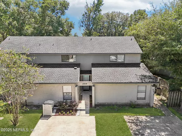 Jacksonville, FL 32244,5634 GREATPINE LN N