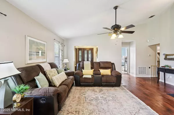 Jacksonville, FL 32225,2638 SKIPTON CT