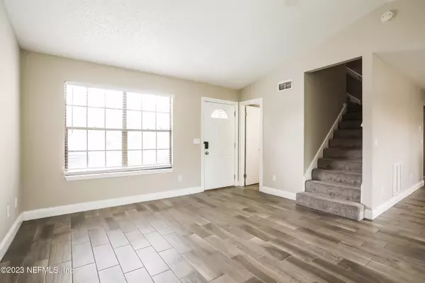 Jacksonville, FL 32244,8117 FT LEE TRL