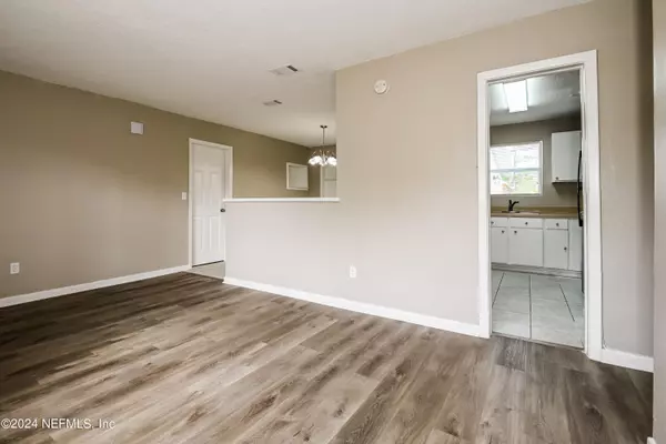 Jacksonville, FL 32216,2536 EMILY LN