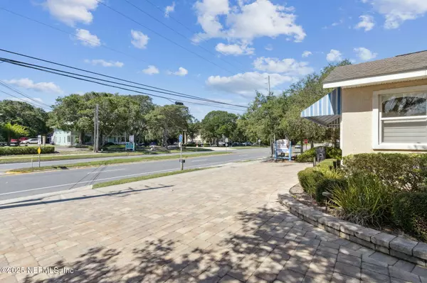 Fernandina Beach, FL 32034,2477 SADLER RD