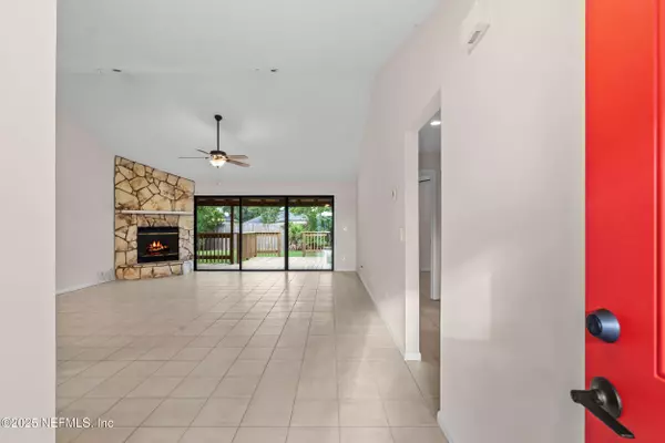 Jacksonville, FL 32244,8361 CHASON RD W