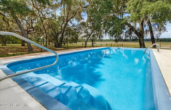 Melrose, FL 32666,135 LAKE SERENA DR
