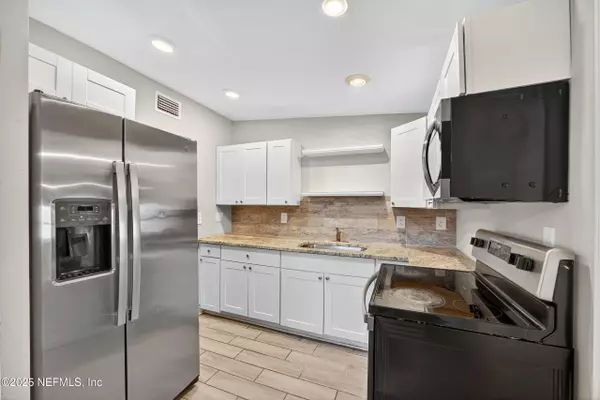 Jacksonville, FL 32218,1023 DE PAUL DR