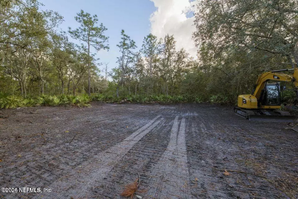 Satsuma, FL 32189,201 MOCKING BIRD RD