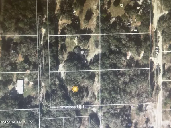 Palatka, FL 32177,157 HOMESTEAD RD