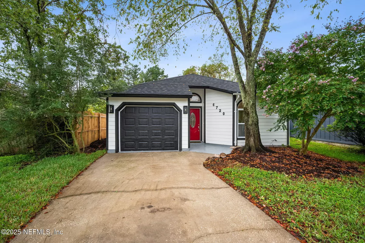Jacksonville, FL 32244,6720 LONG MEADOW CIR S