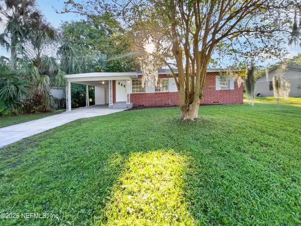 3871 DALRY DR, Jacksonville, FL 32246