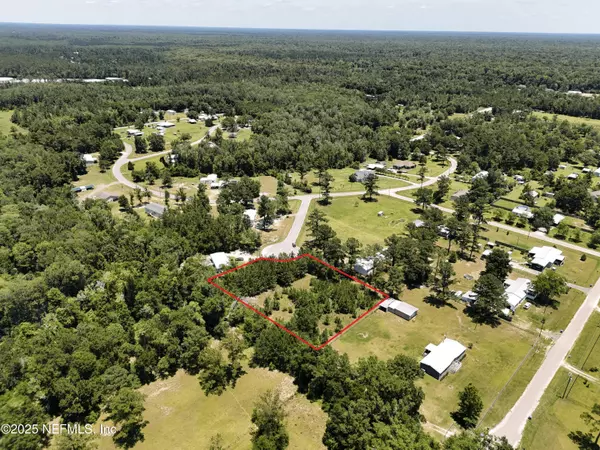 Wewahitchka, FL 32465,0 GONE FISHING ST