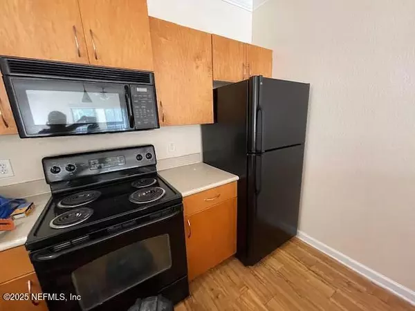 Jacksonville, FL 32216,8290 GATE Pkwy W #720