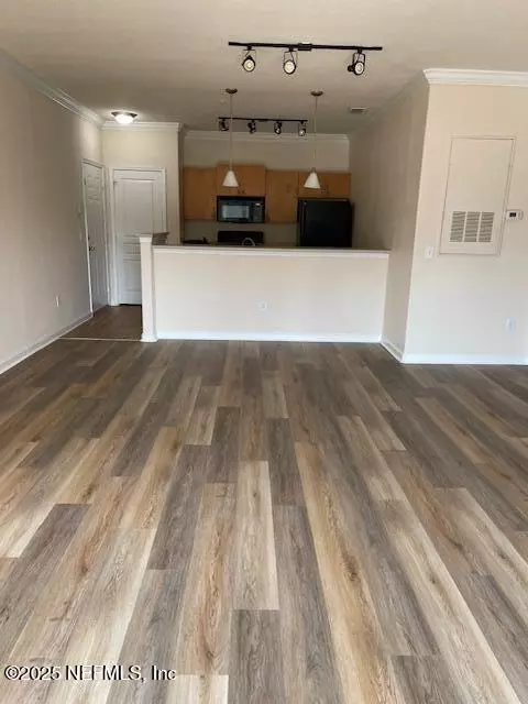 Jacksonville, FL 32216,8290 GATE Pkwy W #720