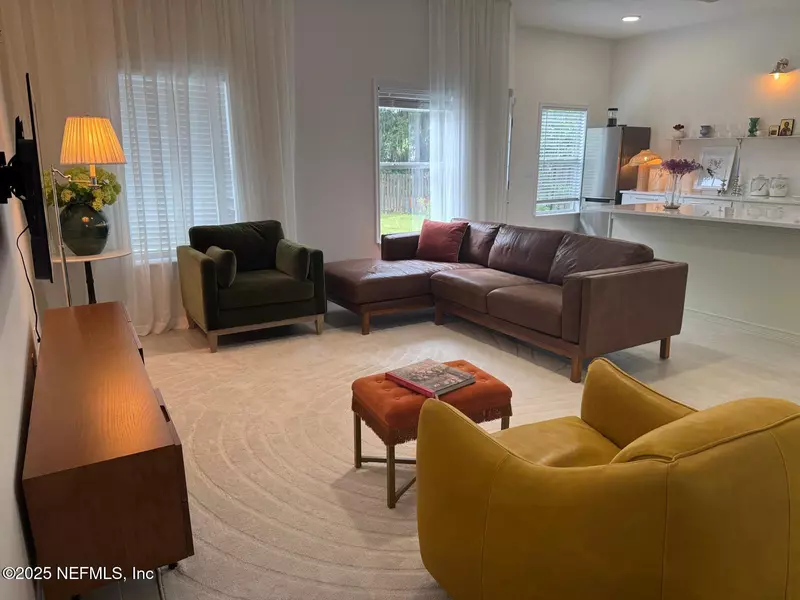 11449 COURTNEY WATERS LN, Jacksonville, FL 32258