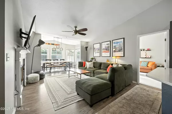 Jacksonville, FL 32224,13810 SUTTON PARK DR N #136