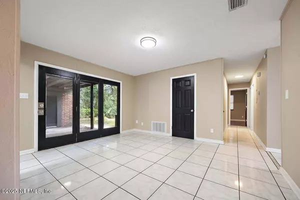 Jacksonville, FL 32216,252 SPRING FOREST AVE