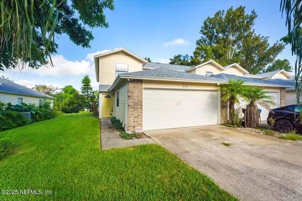 3918 MEADOWVIEW DR N, Jacksonville, FL 32225