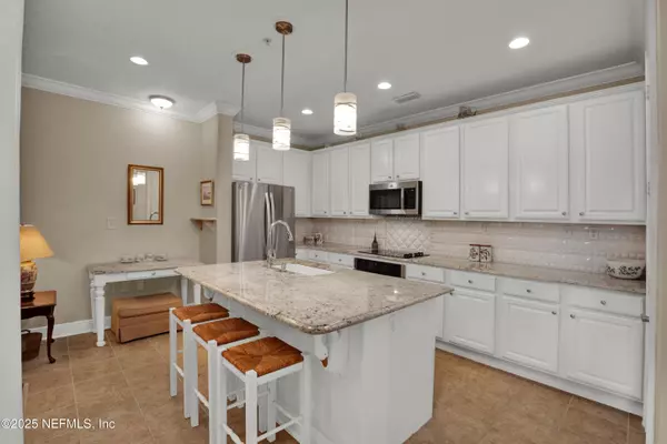 Jacksonville Beach, FL 32250,4300 S SOUTH BEACH Pkwy #3217