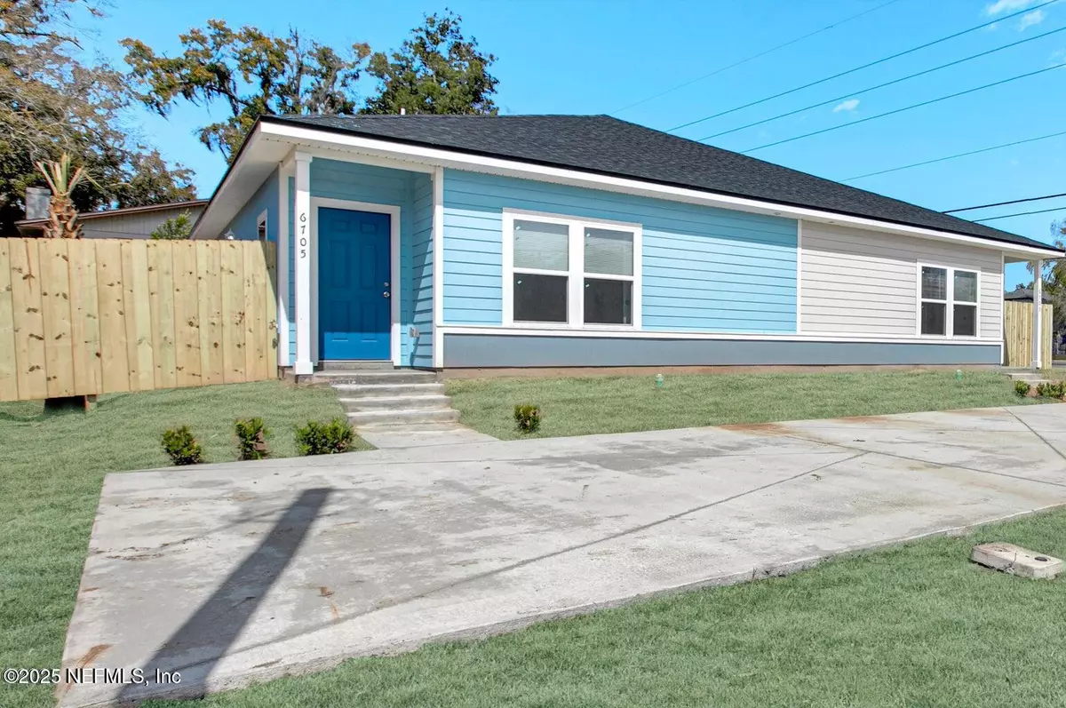 Jacksonville, FL 32210,6715, 6717 BAKERSFIELD DR