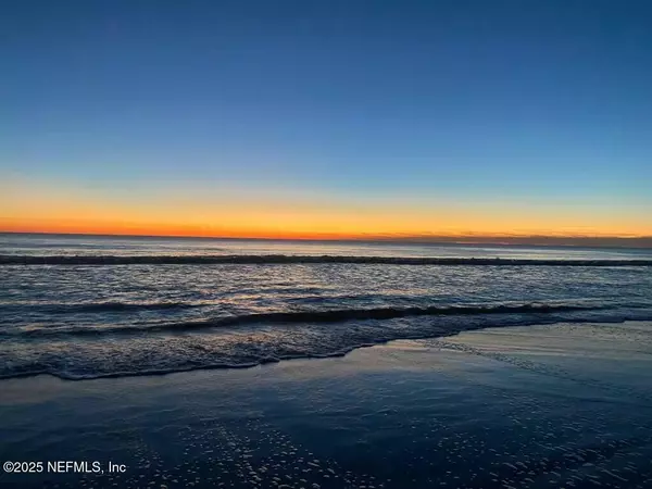 144 SYLVAN DR, Atlantic Beach, FL 32233